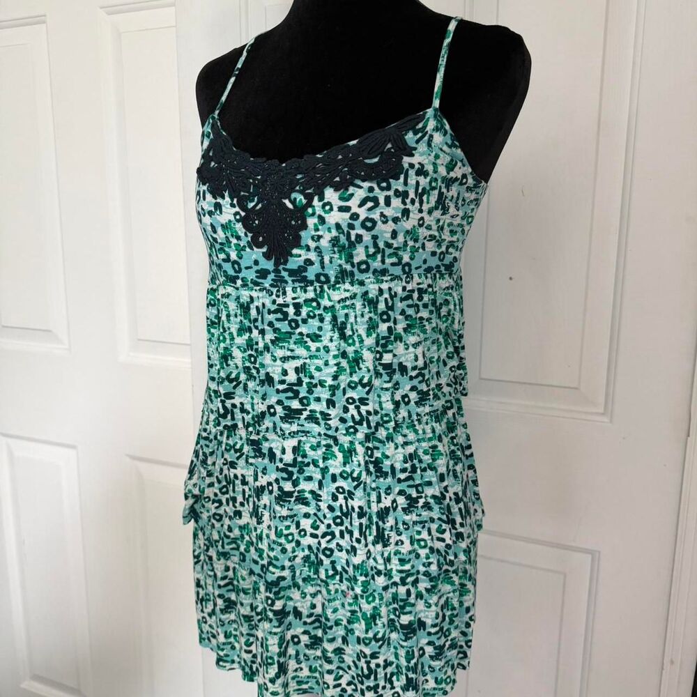 Mudd-clothing Women's Green and Blue Vest